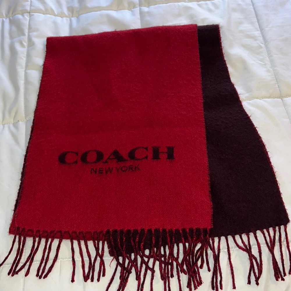 Coach scarf - Picture 1 of 2